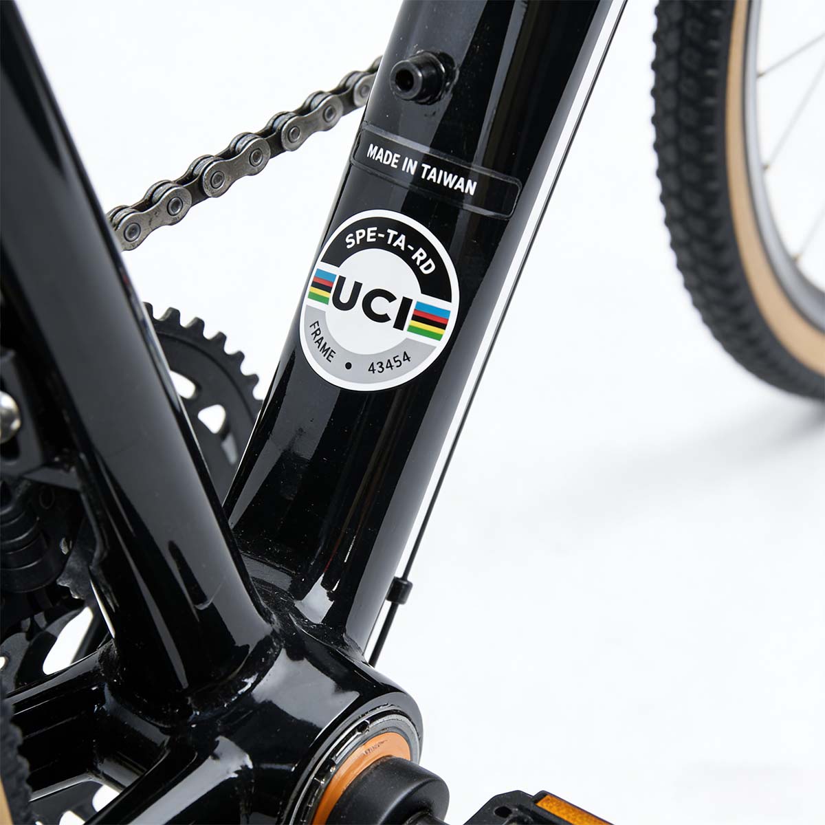 Naklejki na ramę rowerową UCI, – Aero Cycling Helmet recenzja i cena