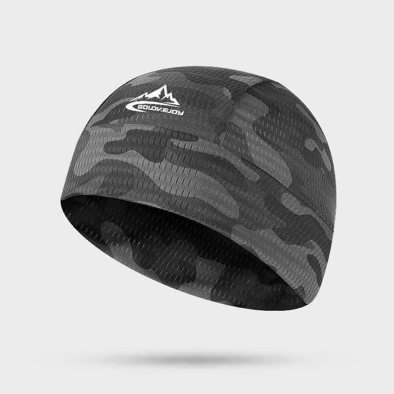 Chłodząca czapka z daszkiem z  – Aero Cycling Helmet recenzja i cena